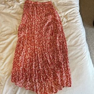 NWT Abercrombie Floral Maxi Skirt w/ Slit. Size XS.